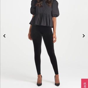 Spanx velvet leggings size medium. Only worn a couple of times.